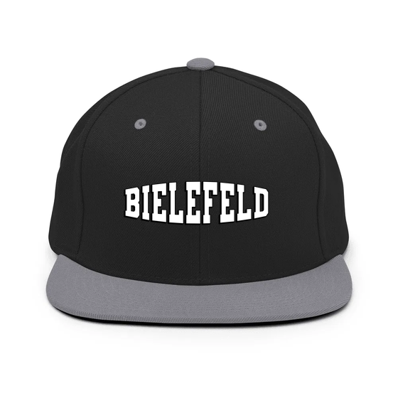 Bielefeld Cap mit Varsity1-Design (Schwarz/ Silber)