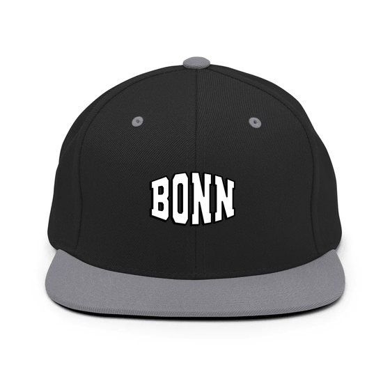 Bonn Cap mit Varsity1-Design (Schwarz/ Silber)