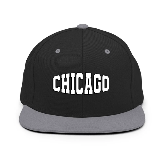 Chicago Cap with Varsity1 design (Black/ Silver) – Produktansicht