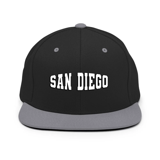 San Diego Cap with Varsity1 design (Black/ Silver) – Produktansicht